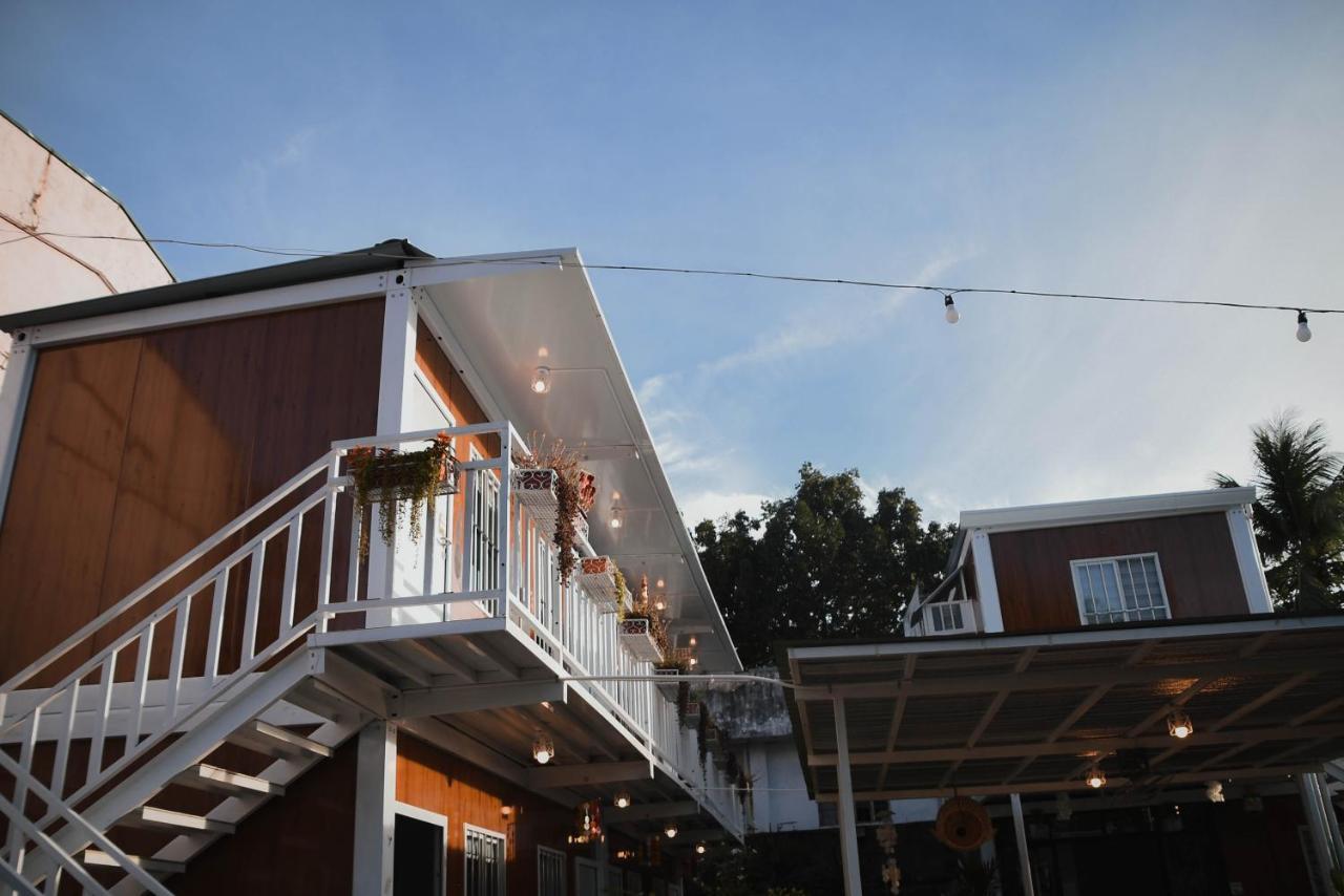 Olive Hostel 罗哈斯城 外观 照片