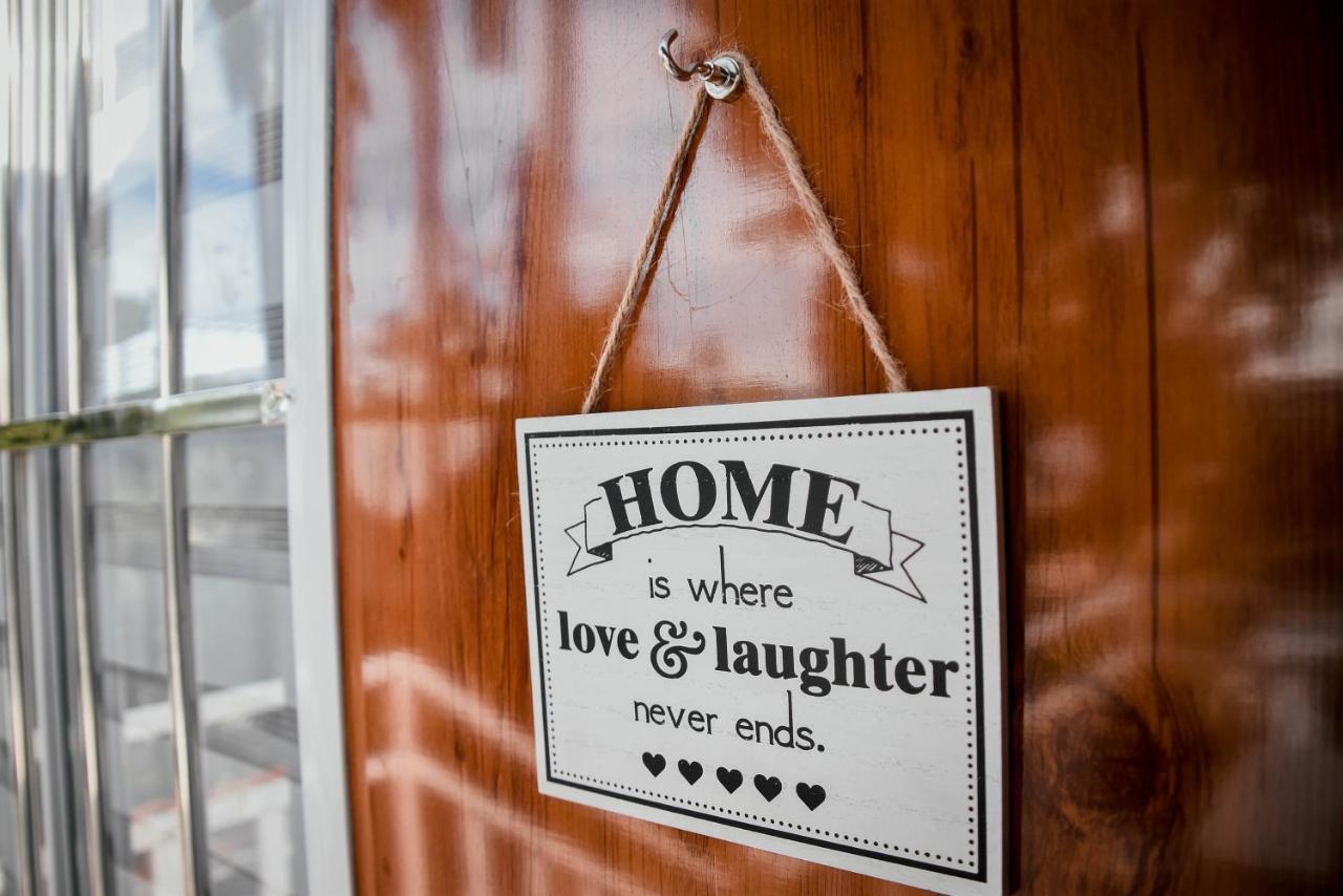 Olive Hostel 罗哈斯城 外观 照片