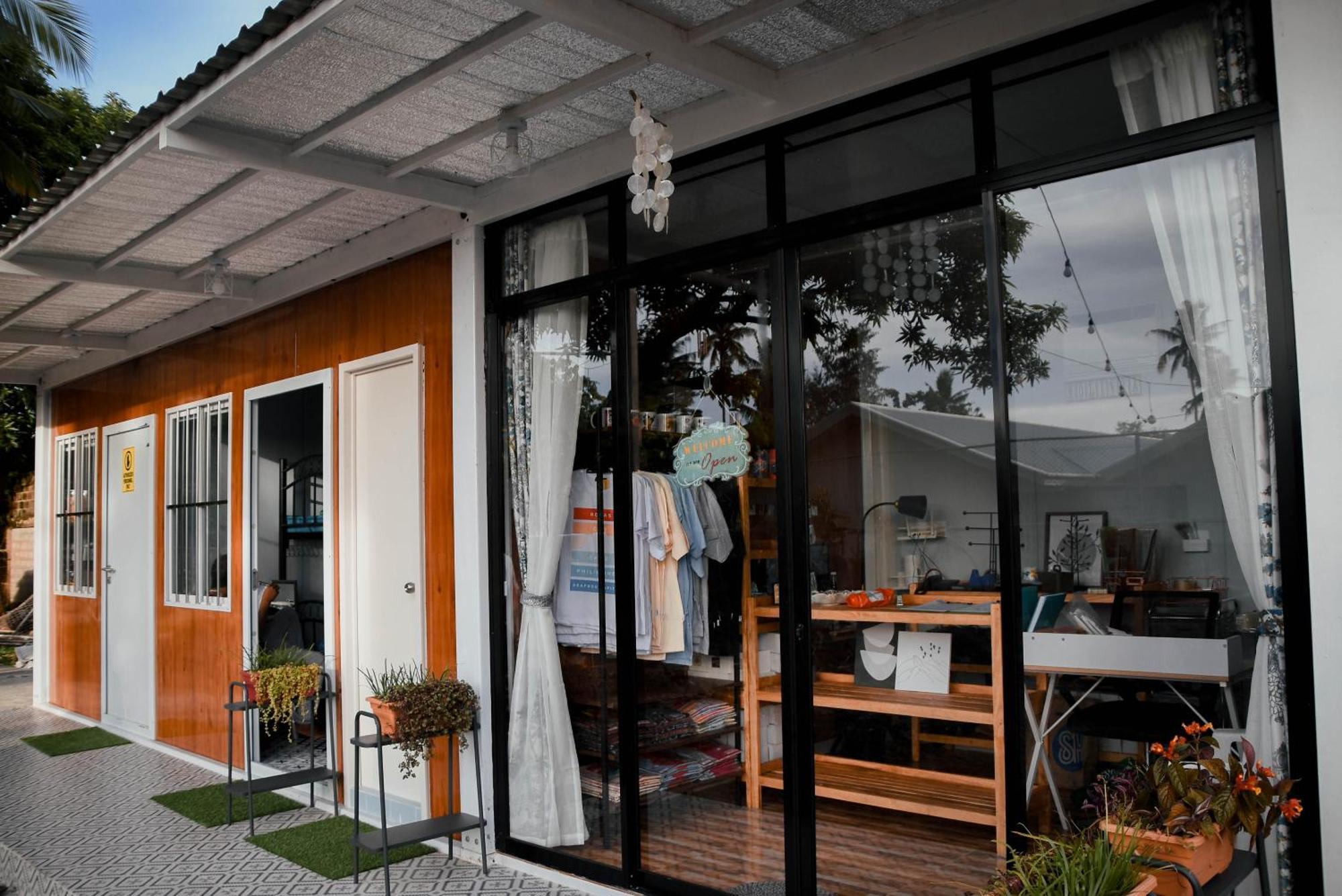 Olive Hostel 罗哈斯城 外观 照片