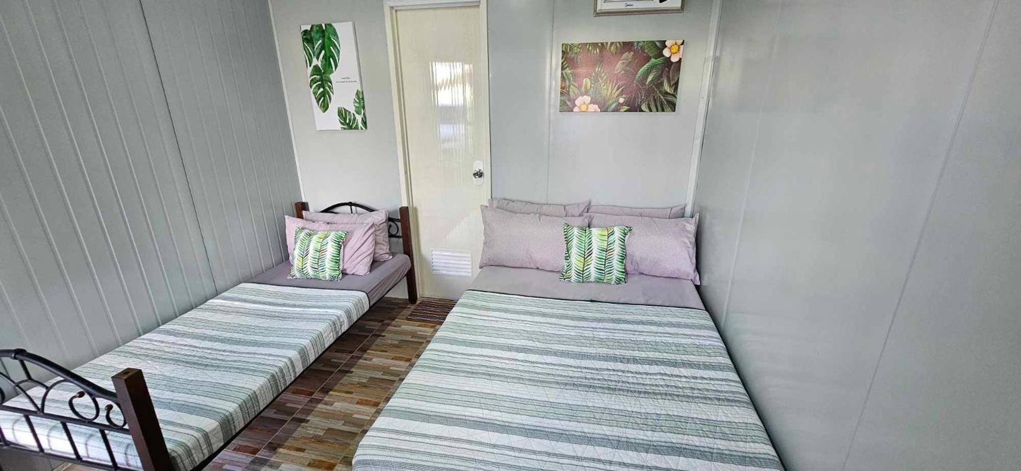 Olive Hostel 罗哈斯城 外观 照片